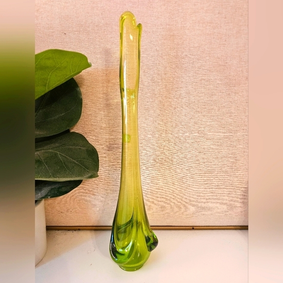 Viking Green Drape Swung Art Glass Vase - Picture 7 of 14